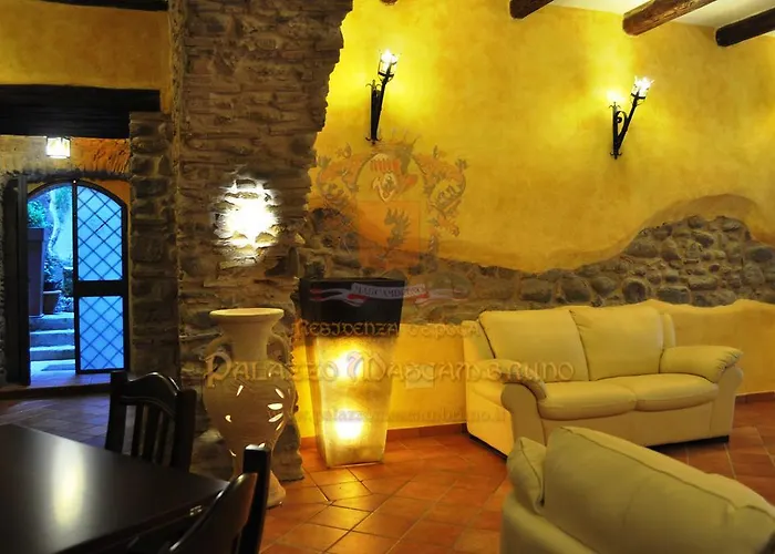 Palazzo Mascambruno *