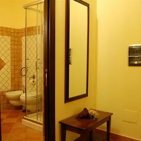 Palazzo Mascambruno 카리아티