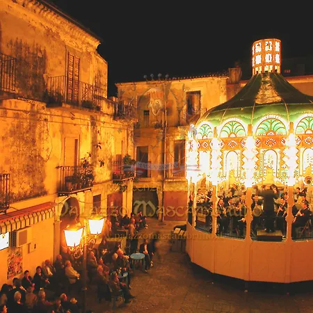 Palazzo Mascambruno 컨트리하우스