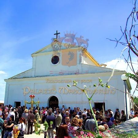 컨트리하우스 Palazzo Mascambruno