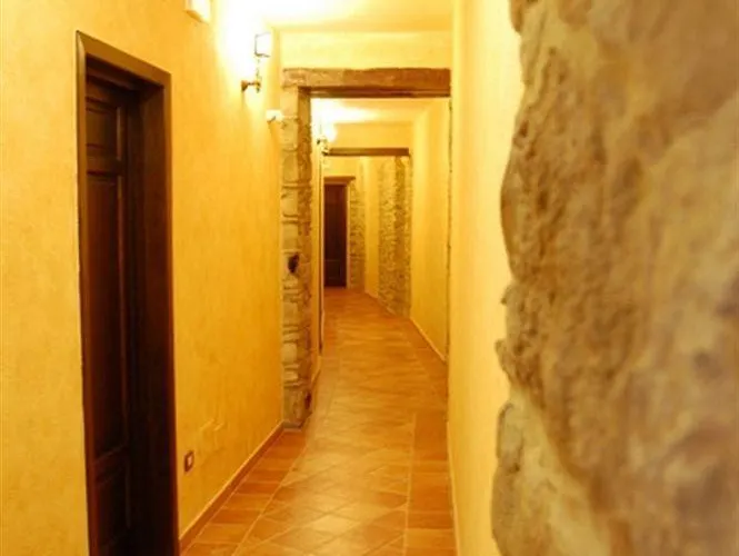 Palazzo Mascambruno *